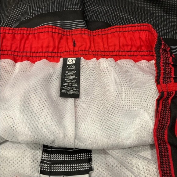 OP Mens Swim Trunks/Shorts Red/Black/Gray/White Size XL/XG 40-42 - Picture 4 of 12